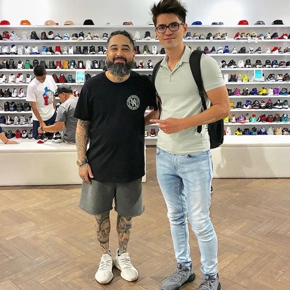 Meet your Posher, Kevin - Picture 4 of 5